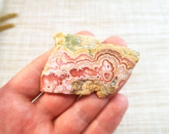 Beautiful Argentinian rhodochrosite slice