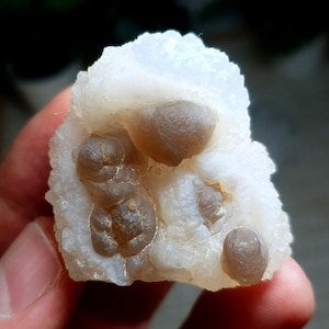 Unique chalcedony specimen from Morocco