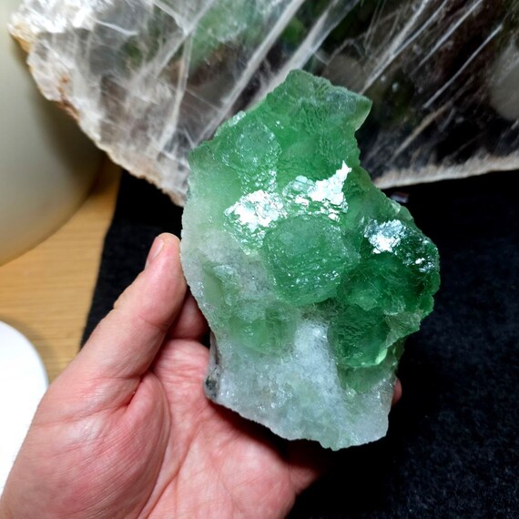 中国産の美しい緑色の蛍石結晶標本 - Etsy 日本