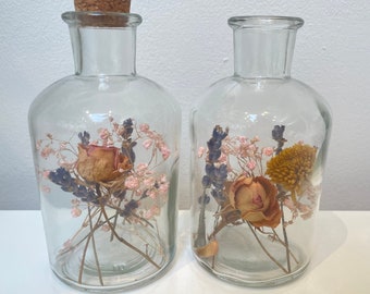 Dried Flowers in Glass Bottle|Glass Bottle with Cork|Apothecary Jar|Everlasting Flowers|Home Decor|Table Decor|Mothers Day Gift|BirthdayGift