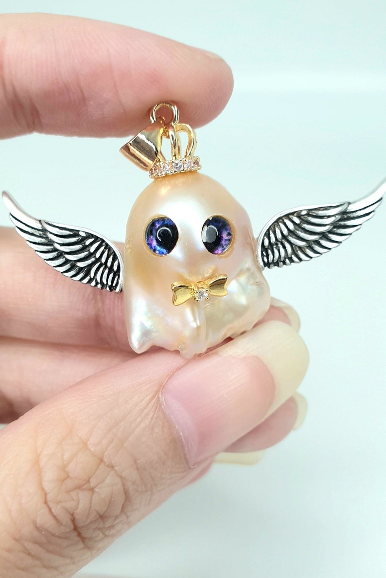 Adorable ghost baroque pearl pendant