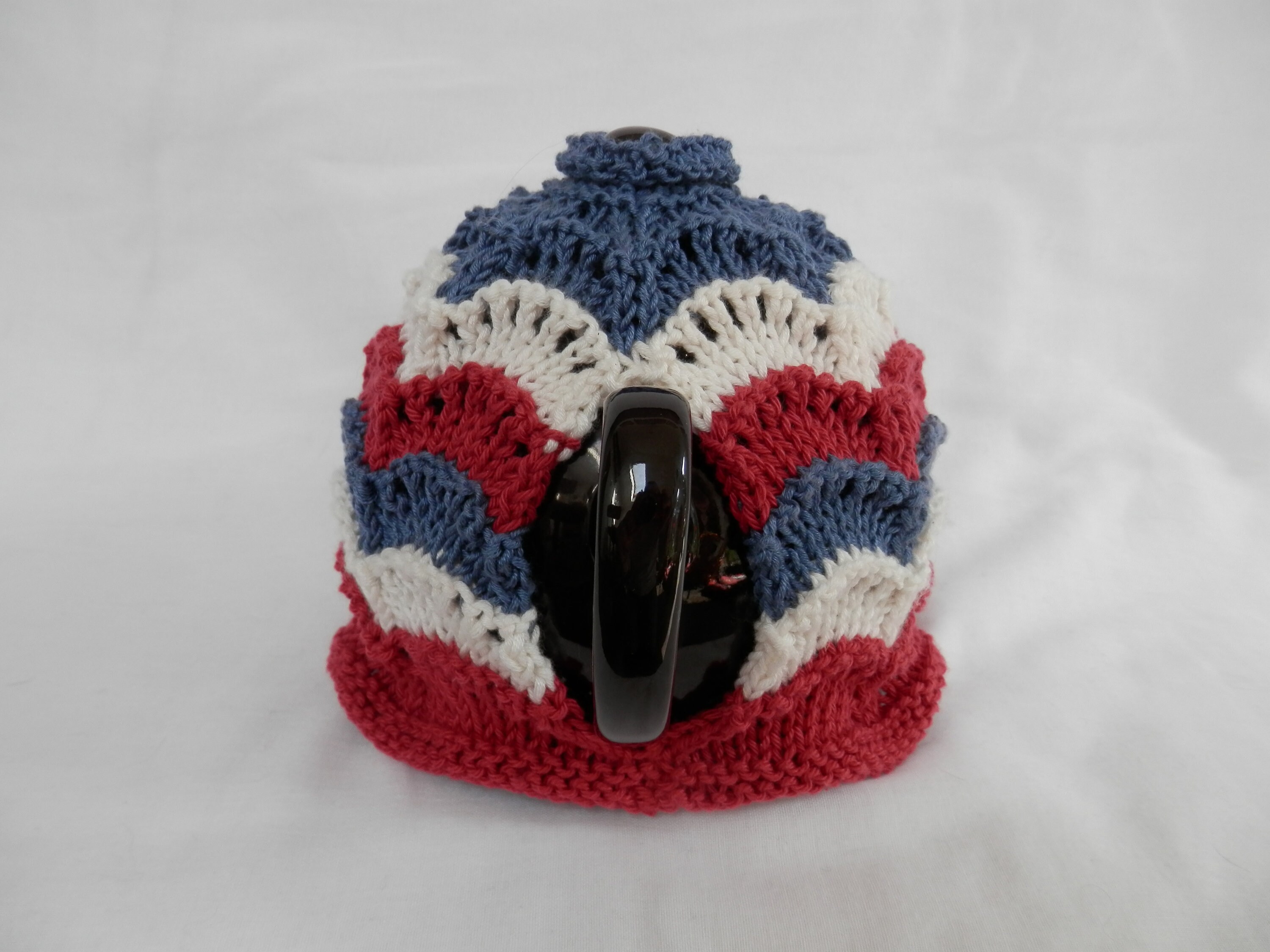 Jubilee Tea Cosy for a Medium 4 Cup Pot. Vintage Style Lace. Etsy UK