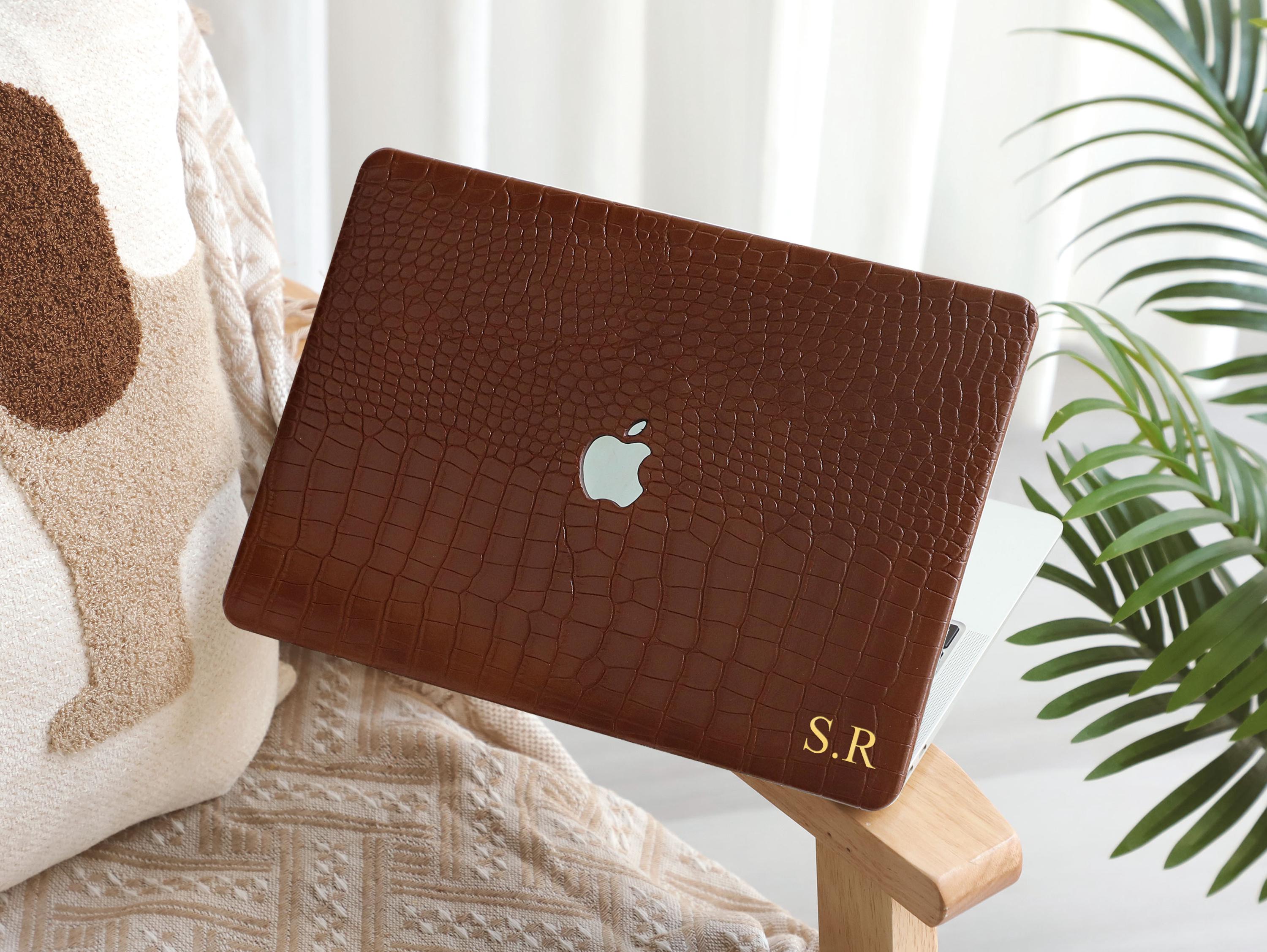 Sienna Vein Leather Personalized Initial MacBook Case, 2022-2025