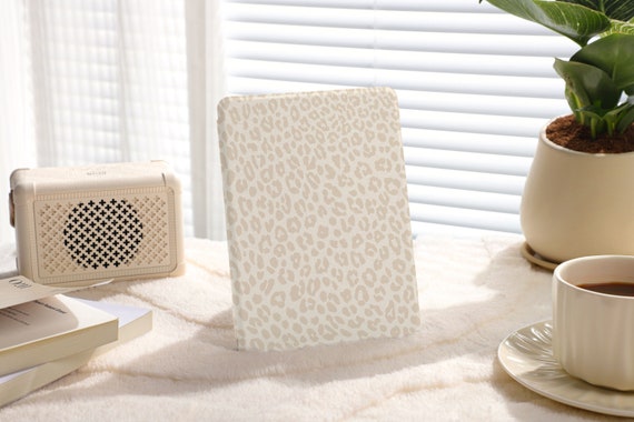 Latte Leopard 2024 All New Kindle Paperwhite 7" 12th Case, Kindle 11th 6", Kindle Paperwhite 10th 11th 6.8"