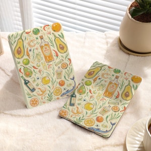 Kindle Paperwhite Case: Cocktail Pattern - 2021/2022, 10th/11th Gen