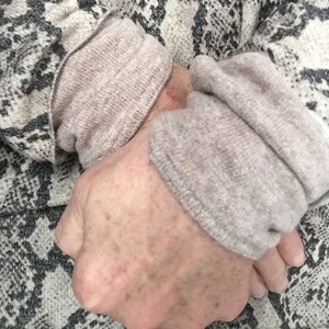 Oatmeal Cashmere Silk Fingerless Gloves/Wrist warmers from up cycled knitwear image 3