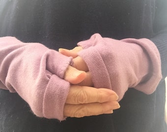 Short & Wide Lilac Pink Upcycled Cashmere Silk Fingerless Gloves/wristwarmers