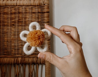Daisy Macrame Magnets | Handmade | Baby Shower, Birthday Gifts | Boho Magnets