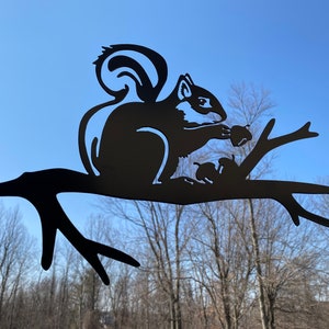 Squirrel Tree Stake, Spring Decorations for Home, Squirrel Gifts for Women, Outdoor Decor for the Garden, Birthday Gifts for Her