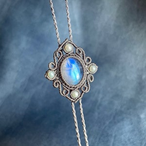 Moonstone necklace，moonstone choker, macrame Moonstone necklace, Moonstone jewelry, birth stone jewelry, Moonstone Macrame gift