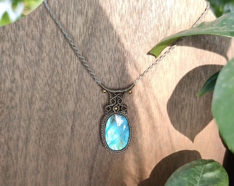 Labradorite Macrame Choker Necklace, Adjustable Crystal Jewelry