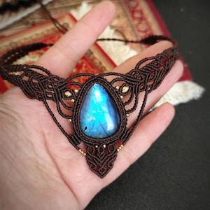 Labradorite healing crystal choker,  Labradorite wedding jewelry, Labradorite birthday macrame necklace , Crystal labradorite jewelry gift