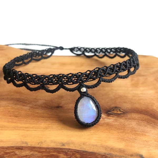 Moonstone choker, Moonstone necklace, Moonstone jewelry, Moonstone macrame necklace, Moonstone Lace Choker, Moonstone macrame choker