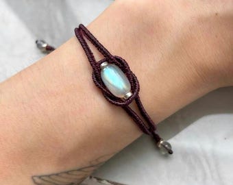 Moonstone Macrame Bracelet, Adjustable Length, Healing Crystal Jewelry
