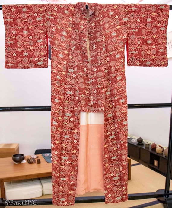 Lightweight Vintage Komon Kimono: Maple, bamboo, … - image 2