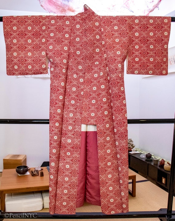 Vintage Komon Kimono: Chrysanthemum pattern