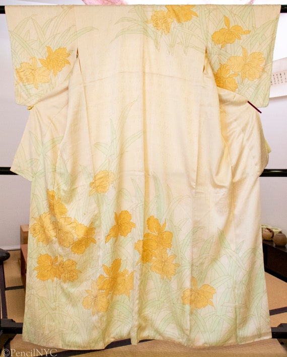 Vintage Embroidered Houmongi Kimono: Iris - image 5