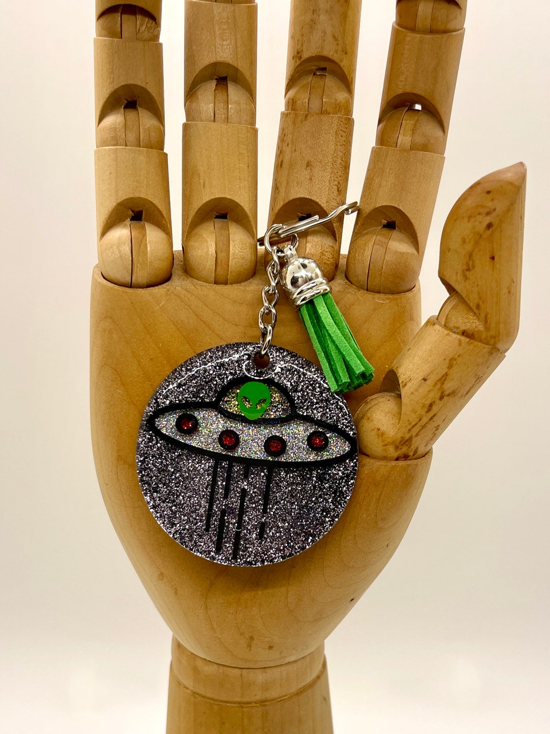 UFO Alien Keychain - Etsy