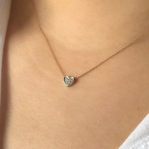 Tiny Diamond Heart Necklace, Minimalist Diamond Heart Pendant in 14k Gold,  Rose Gold Necklace, Diamond Pendant, Valentines Day Gift For Her