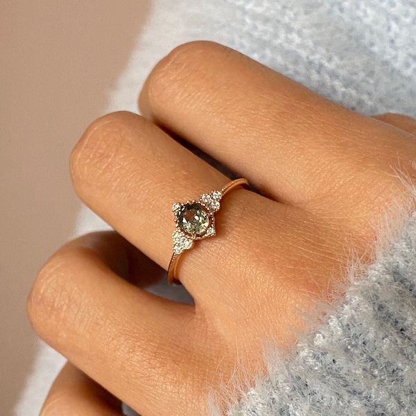 Oval Green Sapphire Diamond 14k Gold Promise Ring