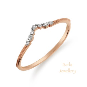 14k Gold Chevron Diamant Ring: Zierliches V Band, Stapelbarer Ring