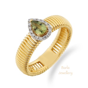 Pear Cut Green Sapphire Ring, Alternative Engagement Ring, 14k Gold Diamond Sapphire Ring, Green Natural Sapphire Ring, Green Gemstone Ring