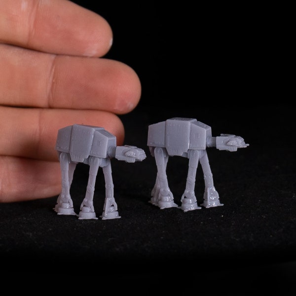 AT-AT Star Wars mini Miniature 2 different sizes! 2,5 cm and 1,3 cm.