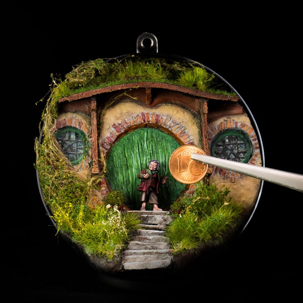 Christmasball, Bilbo Hobbithole Diorama, Christmas gift