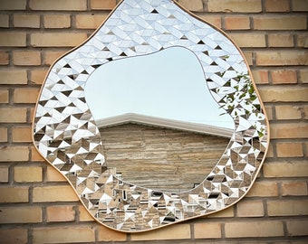 Espejo de pared de tocador irregular, asimétrico, grande, decoración estética para sala de estar, dormitorio, baño, espejo decorativo único para hogares elegantes