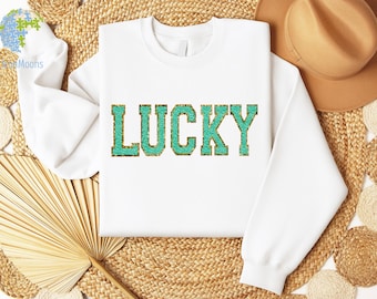Lucky Sweatshirt, St Patty's Glitter Sweatshirt, Women's Lucky Crewneck Sweatshirt, Women's St Patrick's Day Sweatshirt, Lucky Shirt