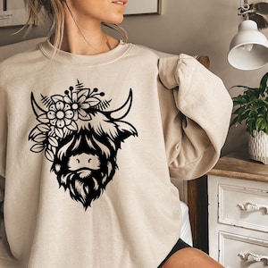 Highland Cow Sweatshirt, Highland Cow Crewneck, Cute Cow Hoodie, Western Crewneck, Highland Cow Shirt, Cow Gifts, Cow Shirt