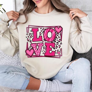 Love Sweatshirt, Heart Hoodie, Valentines Day Sweatshirt, Women&#39;s Sweatshirt, Couple Sweatshirt, Gift For Her, Love Hoodie