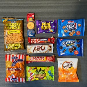 Boîte à collation canadienne | Plus de 10 gâteries assorties | Cadeau pour les amateurs de collations | Livraison gratuite