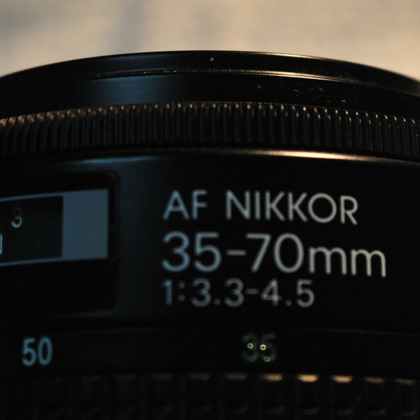Nikon WalkAround Autofokus 35-70 f3.3-4.5 Lichtstarkes Glas