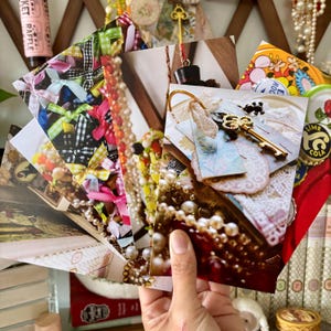 Golden Postcard Pack