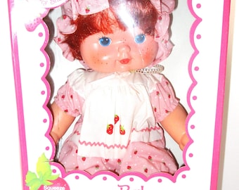 Muñeca vintage Baby Strawberry Shortcake Blow Kiss de Kenner, 1982 - En su caja original *¡Otra muñeca en stock!*