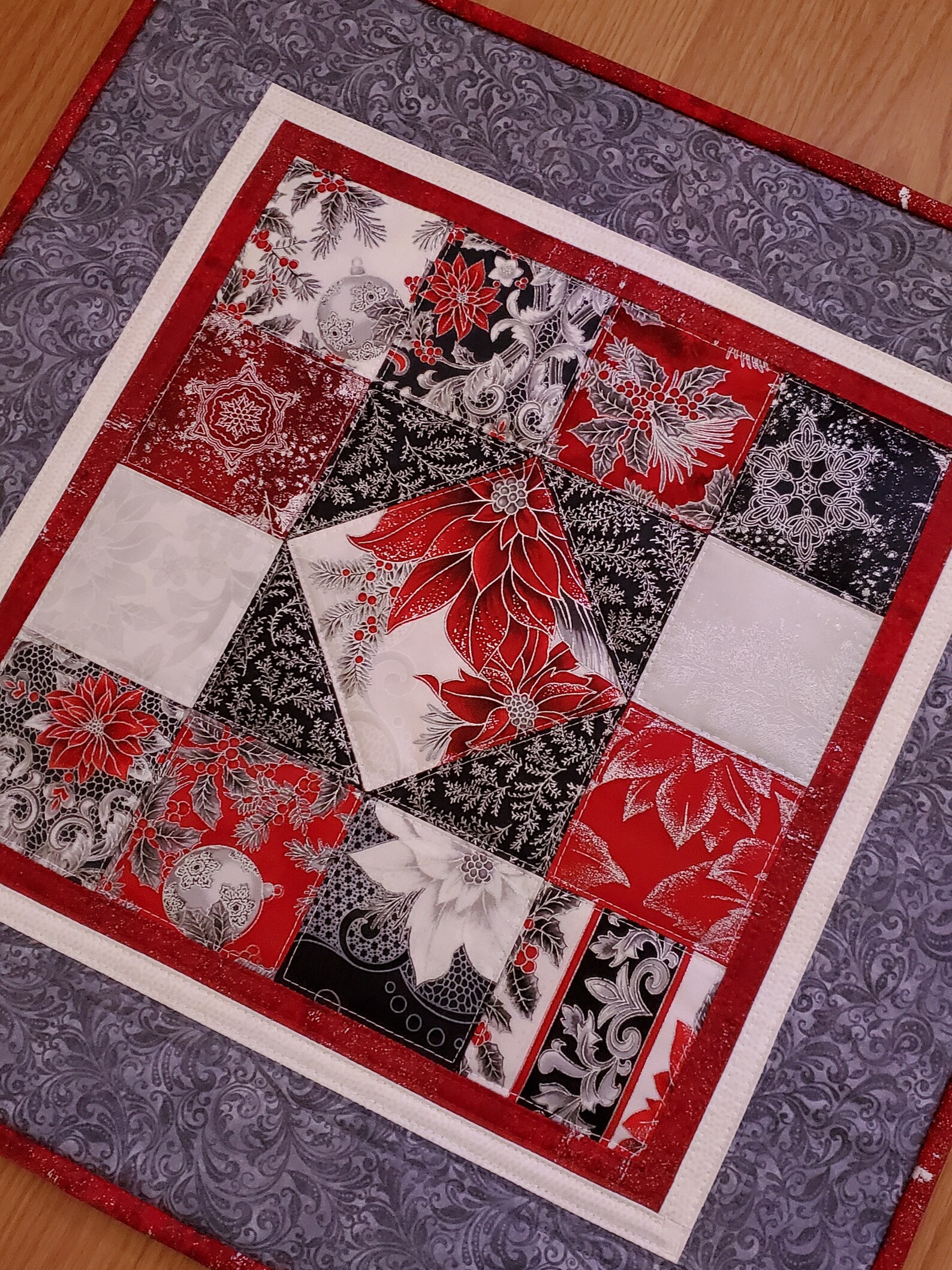 Quilted Table Topper 19.5 Square Christmas Table Etsy