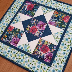 Quilted Ohio Star Table Topper, 18&quot; Floral Table Topper, Spring Quilted Table Mat, Patchwork Table Topper, Handmade Summer Quilted Mat