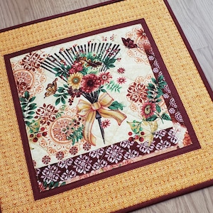 Quilted Thanksgiving Table Topper, 19&quot; Autumn Wall Hanging, Fall Table Topper, Quilted Autumn Table Mat, Handmade Floral Wall Quilt