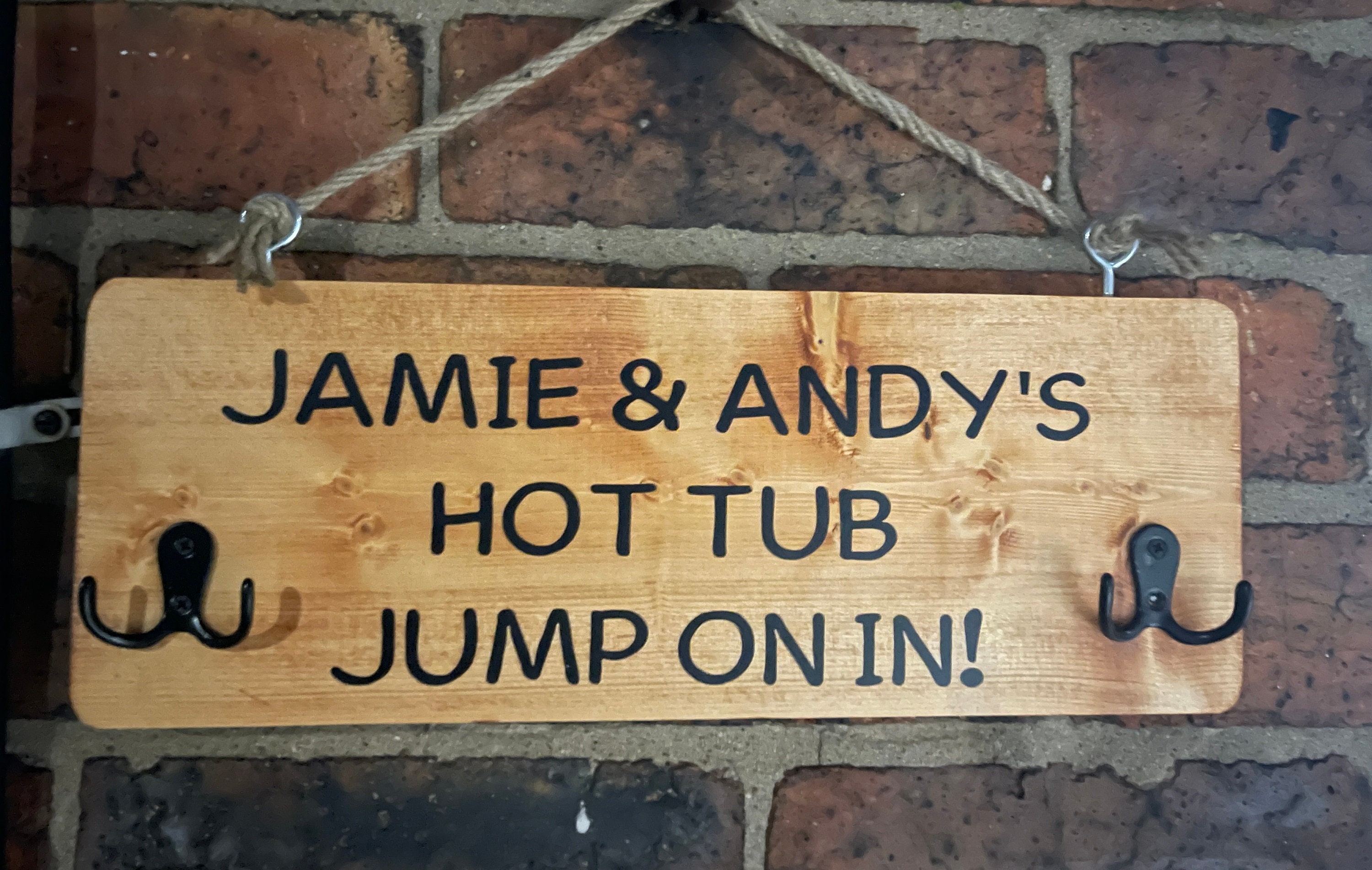 Sundance Hot Tubs for sale Only 2 left at 75