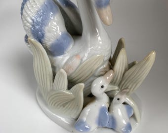 Vintage K’s Collection Glazed Porcelain Swan and Cygnets Figurine Home Decor, 4” Tall