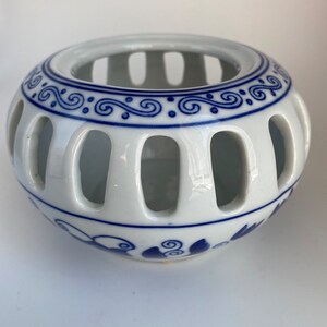 Vintage Chinese Blue And White Candle Holder Home Decor, 3.5” Tall
