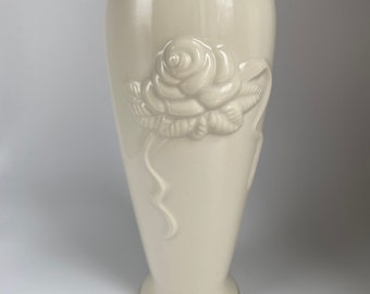 Elegant Lenox Embossed Rose Bud Vase, Ivory Porcelain With Gold Trim Bud Vase Home Decor, 7.5” Tall