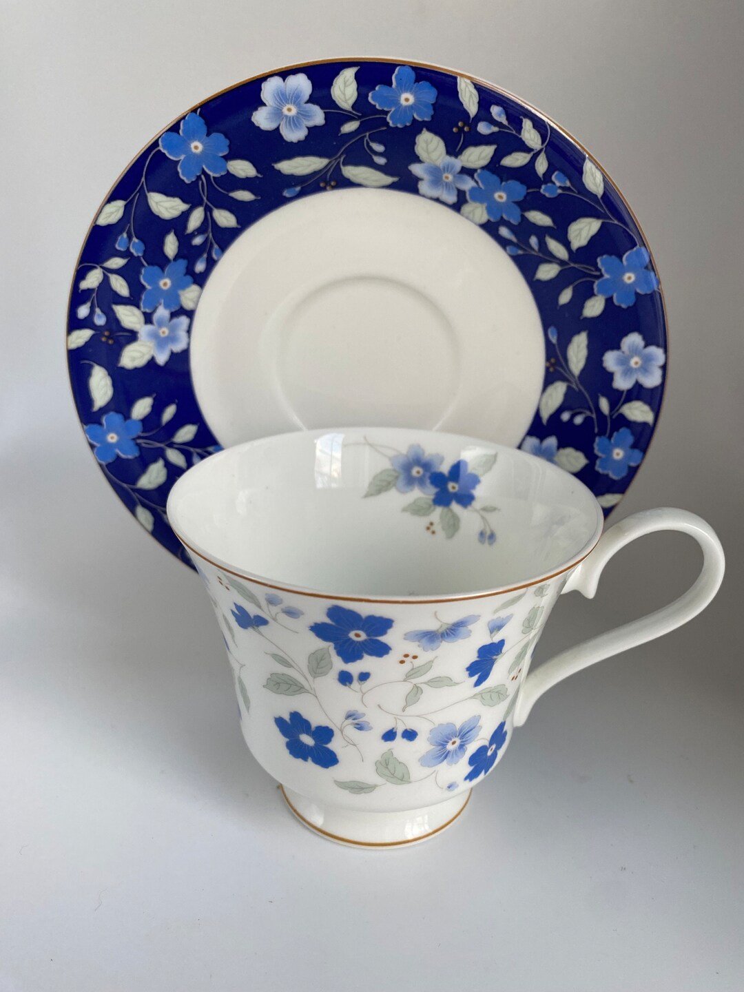 Abingdon Fine Porcelain China Made in Japan Rose Pattern Cup