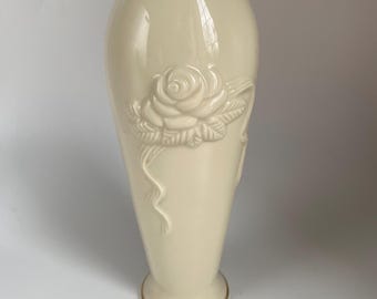 Elegant Lenox Handcrafted Embossed Rose Bud Vase, Ivory Porcelain With Gold Trim Bud Vase Home Decor, 5.75” Tall