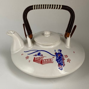 Vintage Mid Century Porcelain Gekkeikan Sake Teapot / Pitcher, 1950’s Japanese Teapot, 2.5” Tall