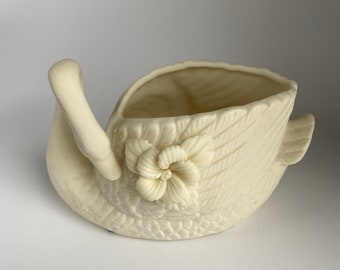 K’s Collection Swan Trinket Dish / Planter, Ivory Swan Figurine With Flower On One Side