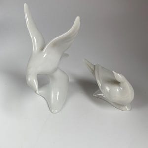 Vintage Hallmark Hand Crafted Pair of 2 Fine  Porcelain Miniature Birds Figurines, 1983, 3 3/8” And 1 5/8” Tall, Made in Japan, Very Rare