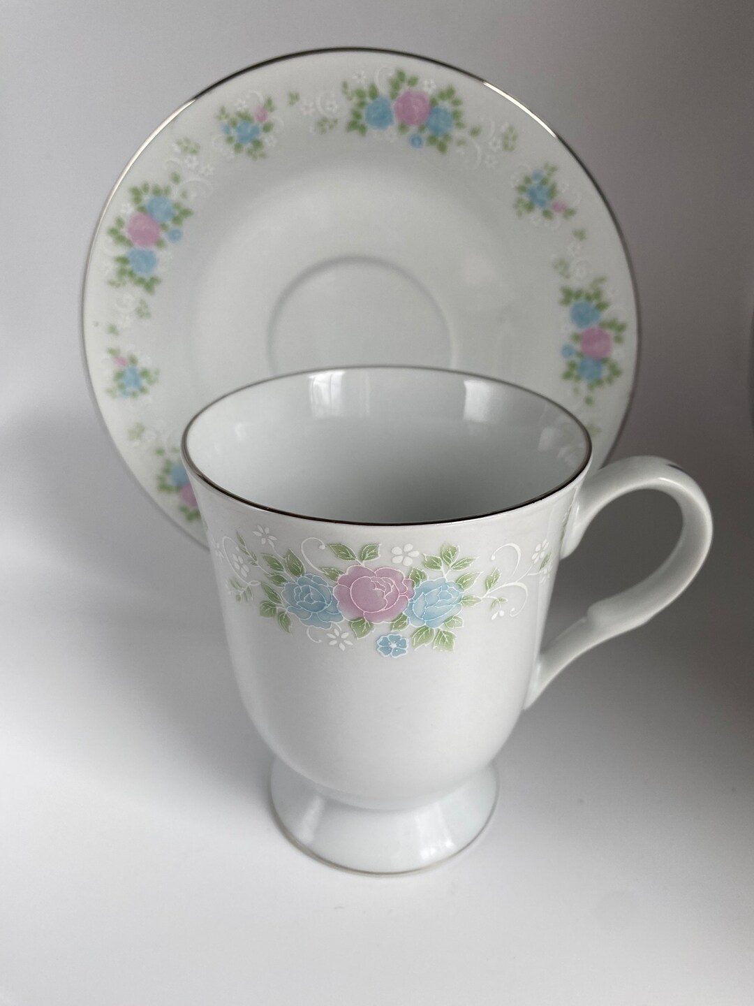 China Garden Prestige Tea Cup and Saucer, Floral Porcelain Tea Cup and