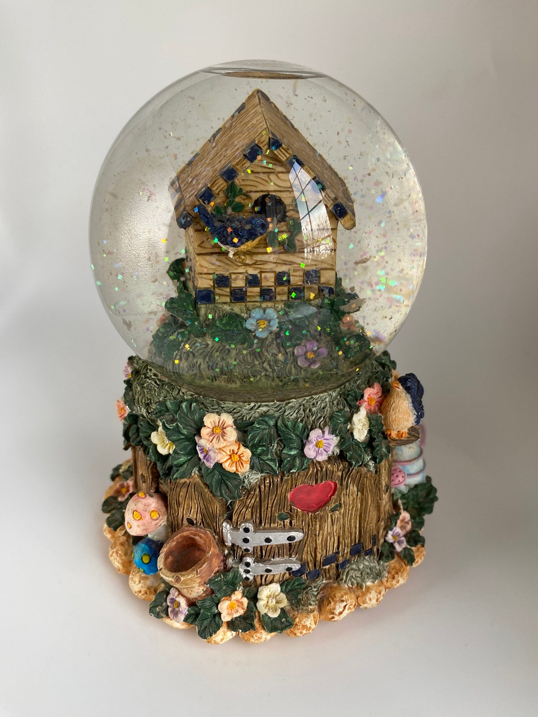 Beautiful Birds and Flowers Water Globe Music Box Home Decor